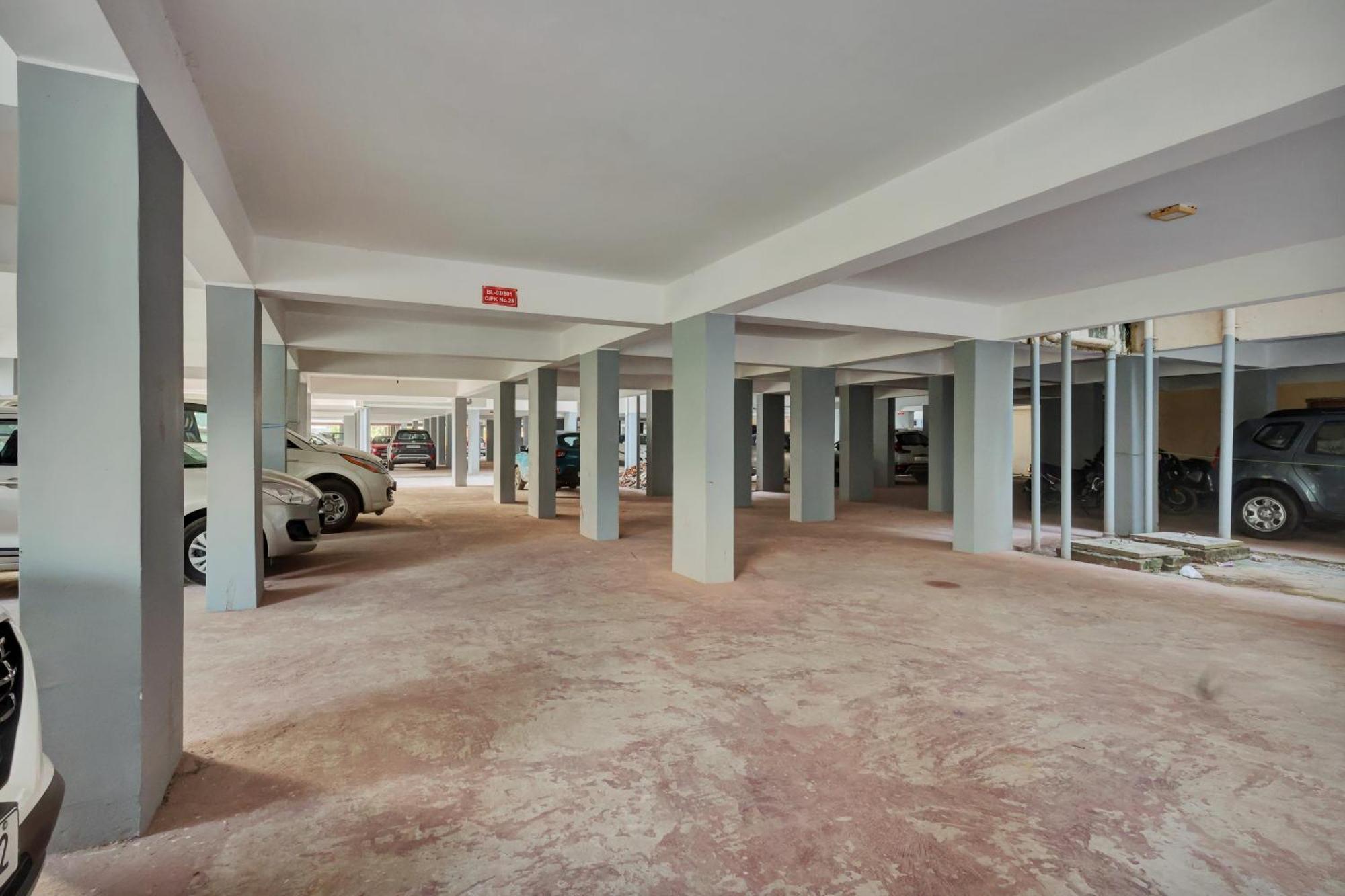Oyo Flagship Larica Green Valley Гувахати Екстериор снимка
